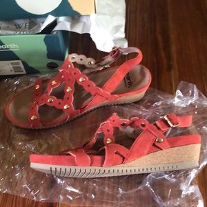 Earth brand, size 8, bright coral suede, wedge sandal.